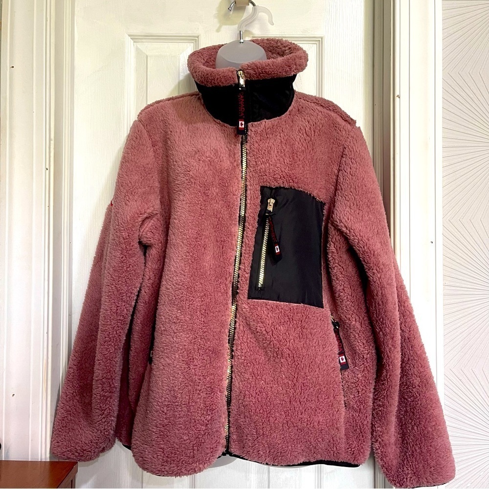 Canada weather gear, pink fleece zip up​​​​​